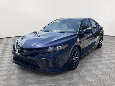 Used 2021 Toyota Camry SE FWD image 10