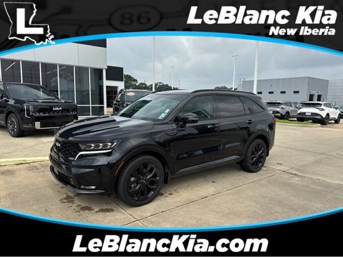 Certified 2023 Kia Sorento SX FWD image 1