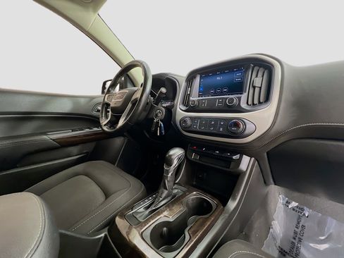 Used 2022 GMC Canyon Elevation image 33