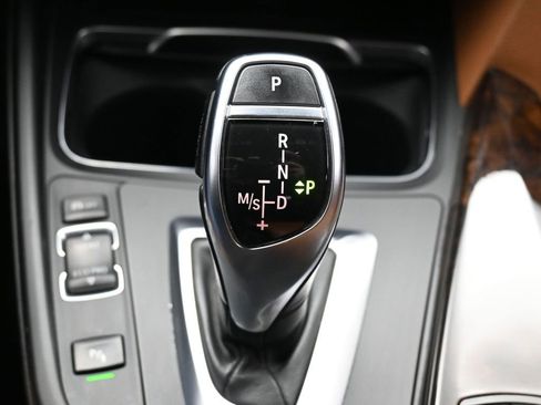 Used 2016 BMW 340i xDrive Sedan image 25