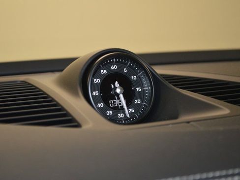 New 2025 Porsche Macan 4S Electric image 26