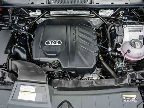 Used 2023 Audi Q5 2.0T Premium w/ Convenience Package image 28