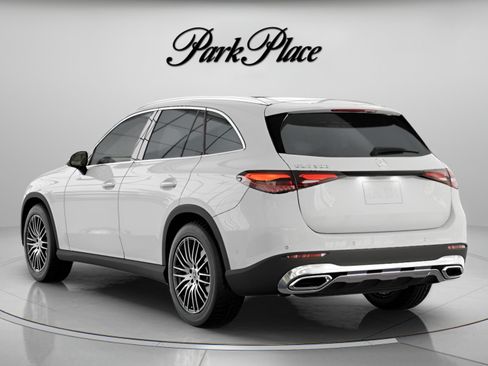 Used 2026 Mercedes-Benz GLC 300 image 14