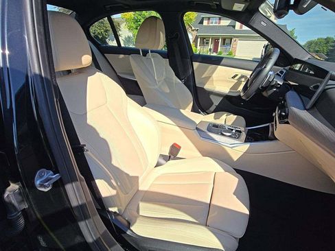 Used 2025 BMW 330i Sedan RWD image 9