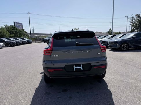 Certified 2023 Volvo XC40 Recharge Plus AWD/4WD image 5