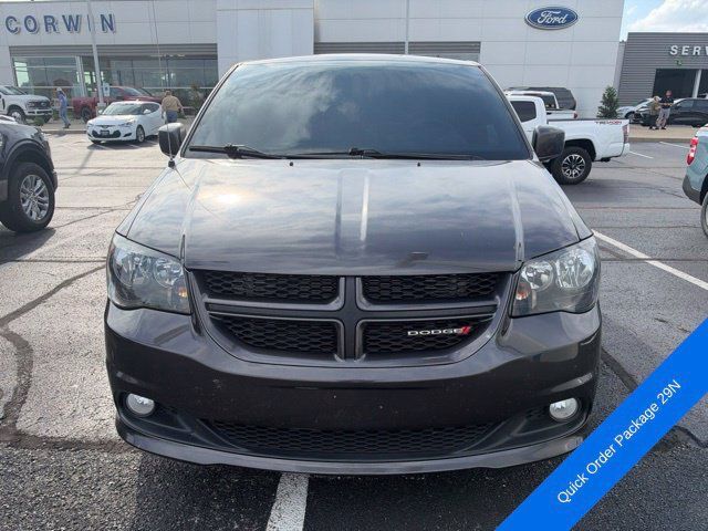 Used 2016 Dodge Grand Caravan R/T FWD image 3