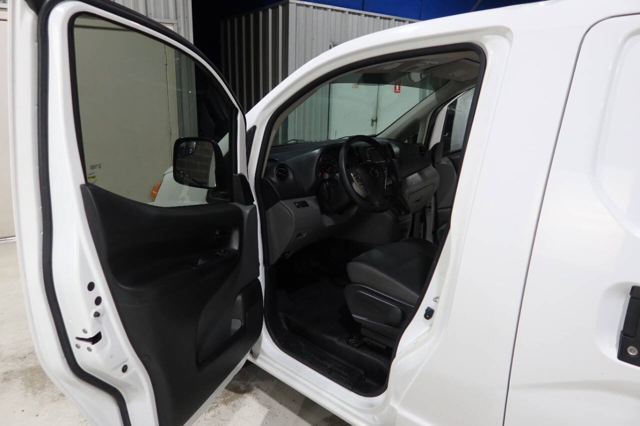 Used 2018 Nissan NV200 S w/ Cruise Control Package FWD image 19