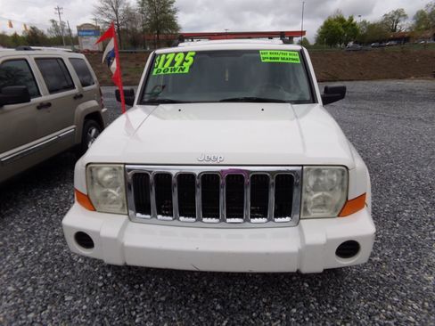 Used 2007 Jeep Commander Sport w/ Popular Equipment Group image 2