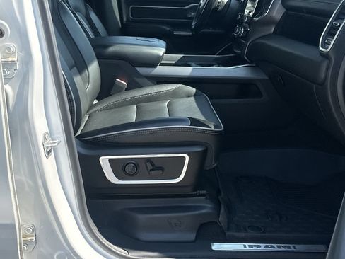 Used 2021 RAM 1500 Laramie w/ Sport Appearance Package AWD/4WD image 13