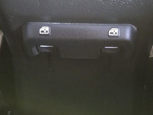 Used 2022 Jeep Wrangler Unlimited Sport image 26