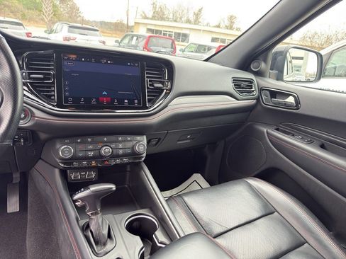 Used 2024 Dodge Durango GT image 27
