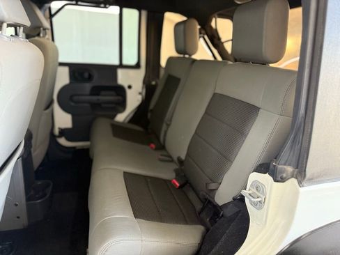 Used 2010 Jeep Wrangler Unlimited Sport image 34