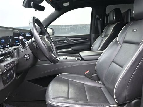 Used 2022 Cadillac Escalade ESV Sport image 10