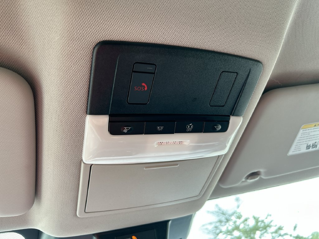 Used 2024 Nissan Rogue SV FWD image 27