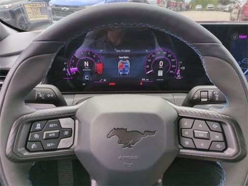 Used 2025 Ford Mustang Dark Horse image 30