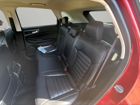 Used 2024 Ford Edge SEL w/ Convenience Package AWD/4WD image 18