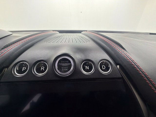 Used 2021 Aston Martin DBX AWD/4WD image 42