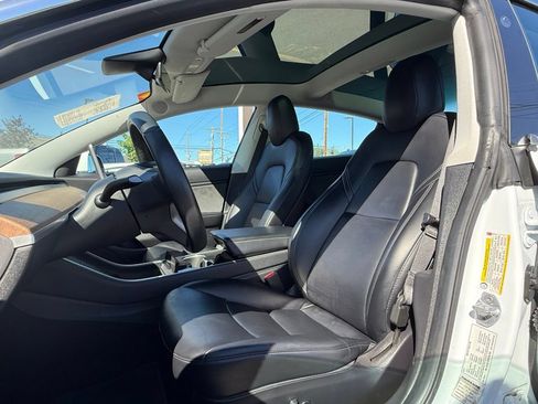 Used 2019 Tesla Model 3 AWD/4WD image 21
