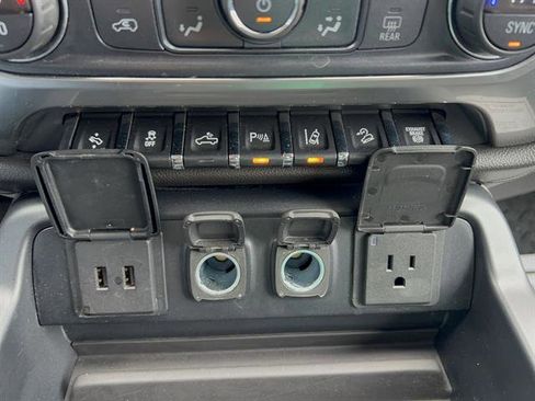 Used 2016 Chevrolet Silverado 2500 LTZ w/ Duramax Plus Package image 22