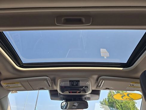 New 2025 Subaru Crosstrek 2.5i Premium image 23