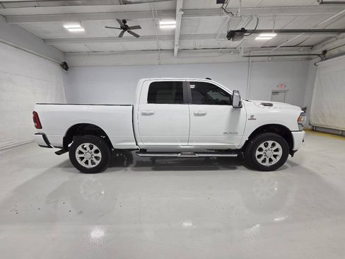 Used 2023 RAM 2500 Laramie AWD/4WD image 11