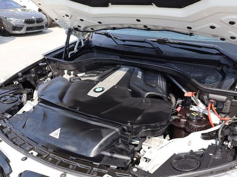 Used 2017 BMW X6 xDrive50i image 47