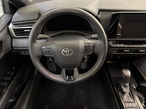 Used 2026 Toyota Camry SE w/ Convenience Package FWD image 29
