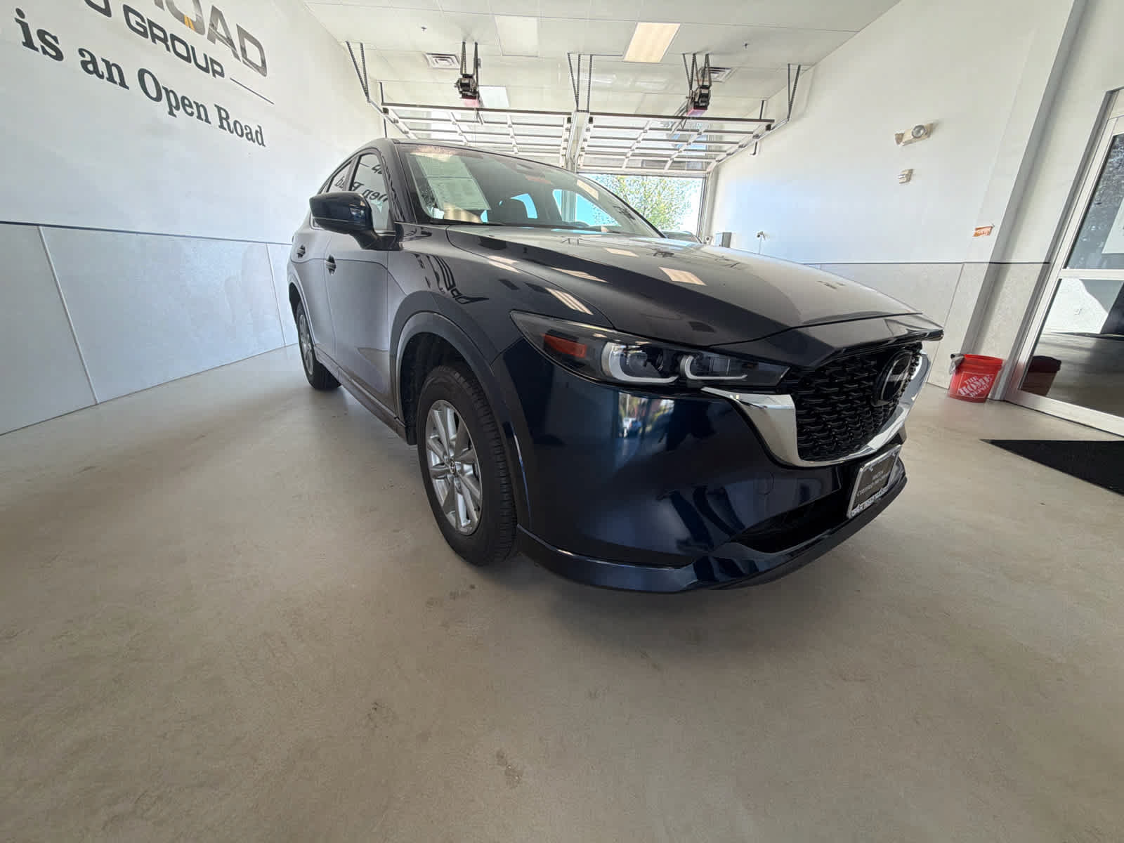 Certified 2025 MAZDA CX-5 AWD 2.5 S w/ Preferred Package image 2