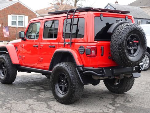 Used 2021 Jeep Wrangler Unlimited Rubicon w/ Dual Top Group AWD/4WD image 3