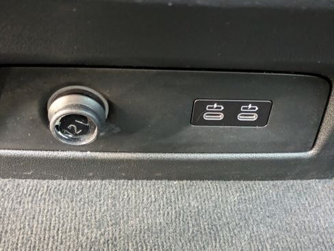 Used 2025 BMW X5 xDrive40i image 18