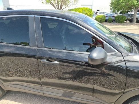 Certified 2025 Nissan Kicks S FWD image 17