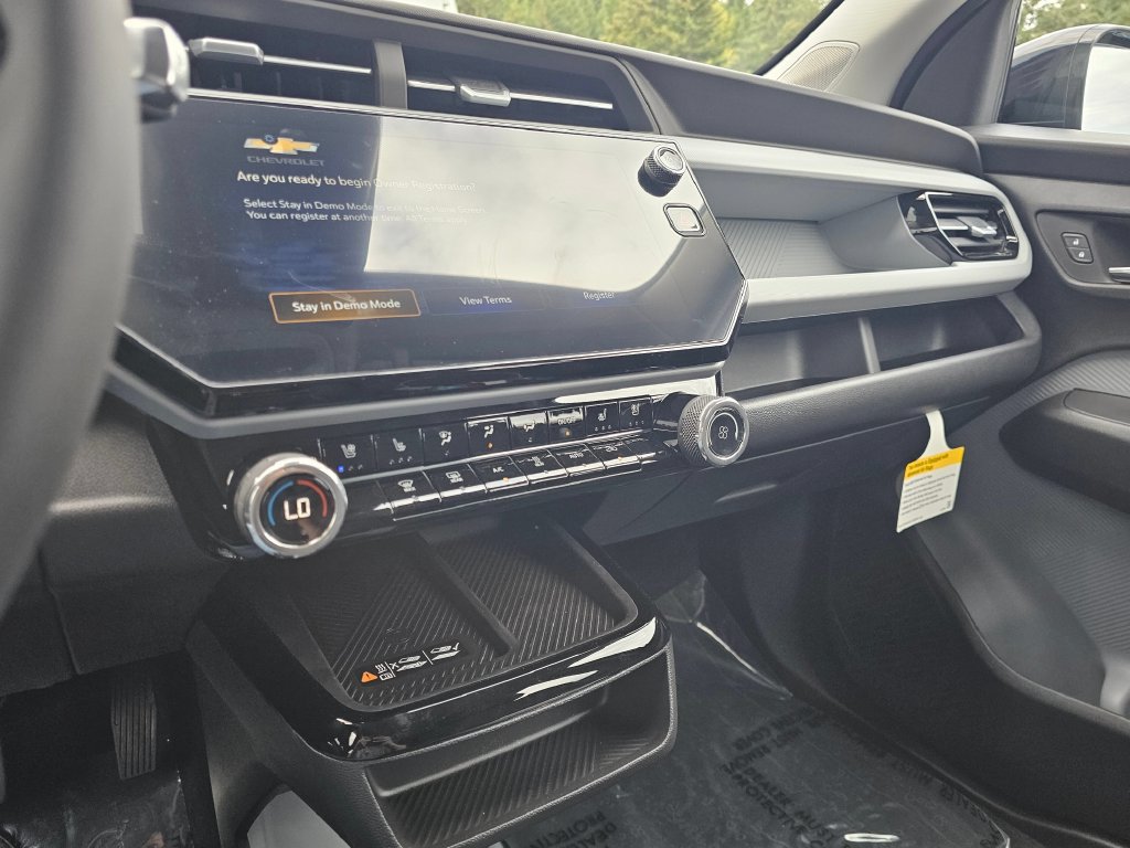New 2027 Chevrolet Bolt RS w/ Technology Package FWD image 29