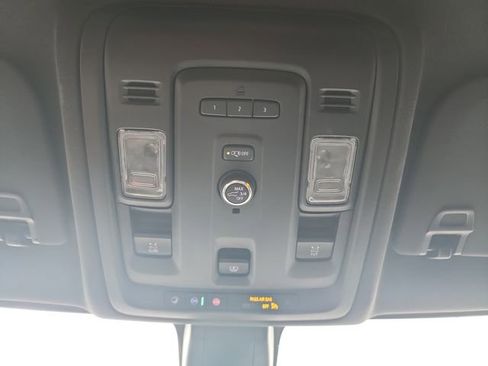 Used 2021 Chevrolet Tahoe RST AWD/4WD image 23