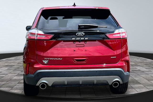 Certified 2023 Ford Edge Titanium AWD/4WD image 4