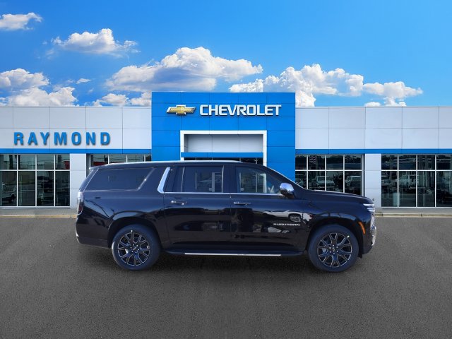 New 2026 Chevrolet Suburban Premier w/ Sun And Tow Package AWD/4WD image 2