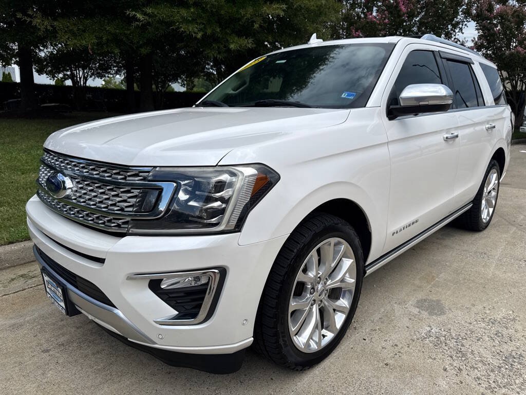Used 2018 Ford Expedition Platinum RWD image 4