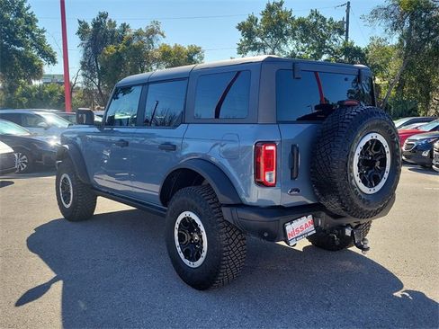 Used 2024 Ford Bronco Black Diamond w/ Sasquatch Package image 4