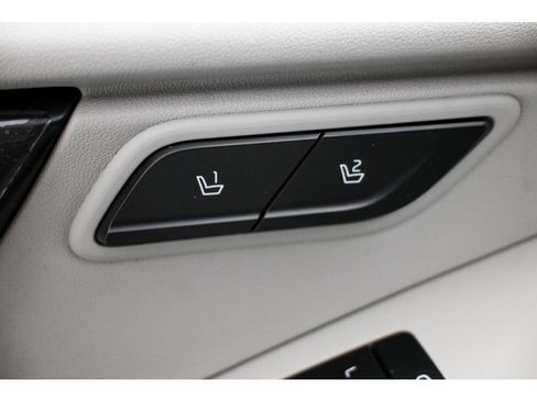 New 2026 Kia Niro Wave w/ Wave Preserve Package FWD image 15