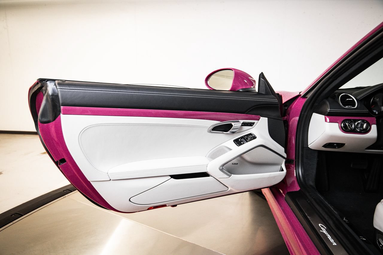Certified 2025 Porsche 718 Cayman RWD image 23