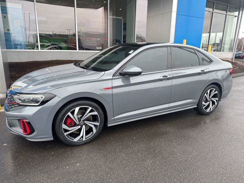 Used 2022 Volkswagen Jetta GLI Autobahn image 10