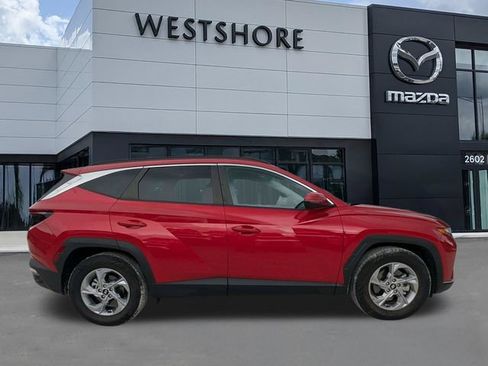 Used 2023 Hyundai Tucson SEL FWD image 2