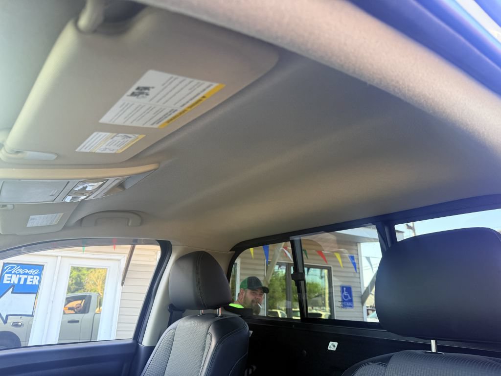 Used 2017 Nissan Titan S AWD/4WD image 15