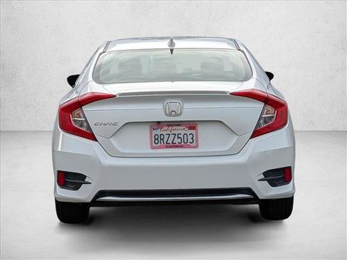 Used 2019 Honda Civic EX image 7