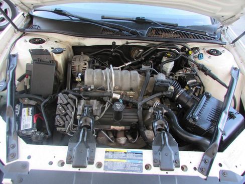 Used 2006 Buick LaCrosse CXL w/ Driver Confidence Package FWD image 24