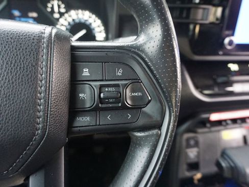 Used 2025 Toyota Tundra SR5 image 9