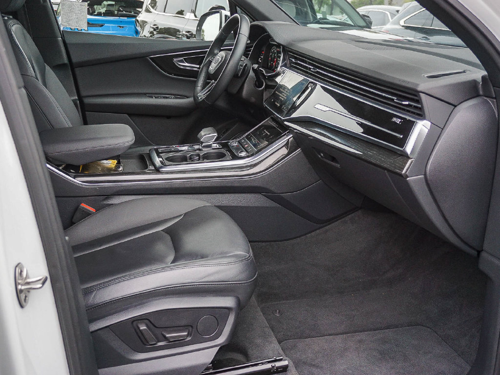 Used 2021 Audi Q7 2.0T Premium w/ Convenience Package AWD/4WD image 13