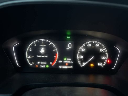 Used 2023 Honda Pilot LX image 16