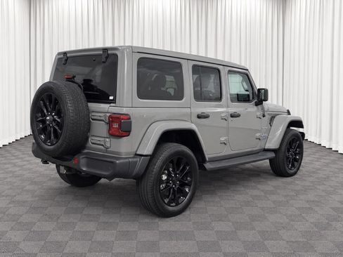 Used 2021 Jeep Wrangler Unlimited Sahara w/ Cold Weather Group AWD/4WD image 3