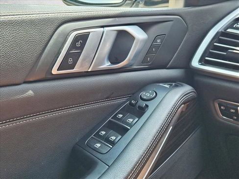 Used 2020 BMW X5 xDrive40i w/ Convenience Package image 23