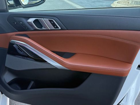 Used 2023 BMW X6 xDrive40i w/ Executive Package image 17